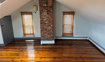 19 King St 4, East Greenwich, RI 02818