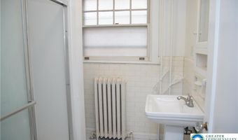 1831 Hamilton, Allentown, PA 18104