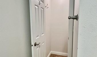 121 H Ave W, Albia, IA 52531