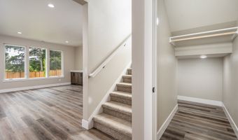 24869 WESTFIELD Ave, Veneta, OR 97487