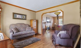 2202 Martin Crest Dr, Akron, OH 44312