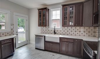 2619 Hillcrest Ave, Alton, IL 62002