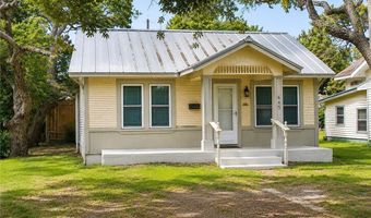 645 W Yoakum Ave, Aransas Pass, TX 78336
