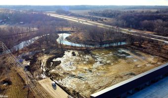 5317 Oakcrest Hill Rd SE, Hills, IA 52235