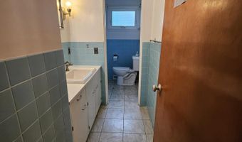 200 Davis Rd, Bangor, ME 04401