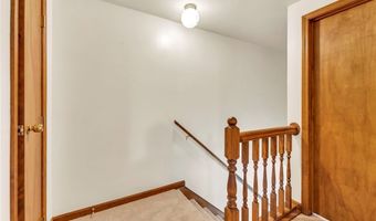 571 Burroughs Dr, Amherst, NY 14226