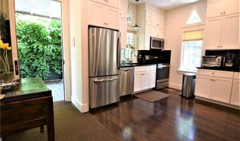 431 Bellevue Ave CH, Newport, RI 02840