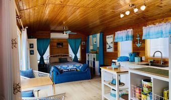 107 Hunter Rd N, Alburgh, VT 05440