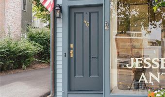 44 State St 2, Bristol, RI 02809