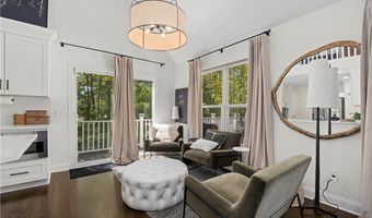 435 Country Walk, Amherst, OH 44001