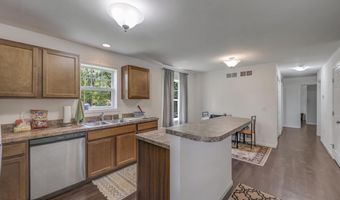 207 Game Ln, Blakeslee, PA 18610