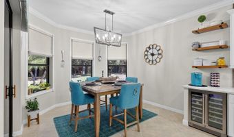 145 SILVER FALLS Dr, Apollo Beach, FL 33572