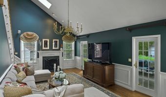 4 Brushwood Dr, Atkinson, NH 03811
