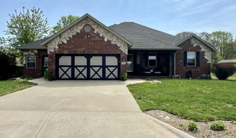 416 Brittany Ct, Aurora, MO 65605