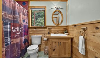 827 Mount Cardigan Rd, Alexandria, NH 03222