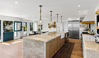 4208 Highland Dr, Carlsbad, CA 92008