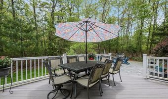 8 Rock Rd, Attleboro, MA 02703