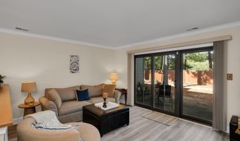 75 Bradford Ct, Aberdeen, NJ 07747