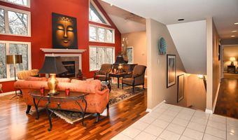 105 S Merrivale Ave, Beverly Shores, IN 46301