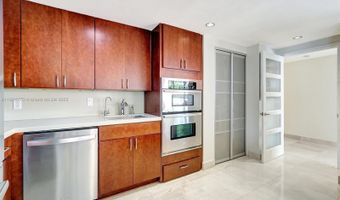 4000 Island Blvd L-2, Aventura, FL 33160
