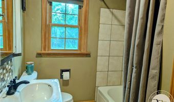103 S 4th St, Bridger, MT 59014