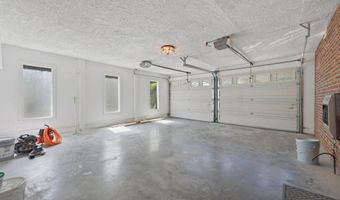 122 Forest Dr, Aberdeen, NC 28315