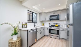 1832 Oak Tree Dr 8, Los Angeles, CA 90041