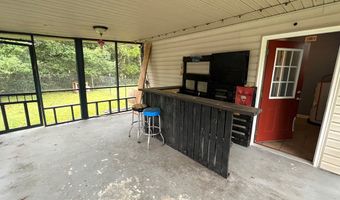 418 Third St, Adel, GA 31620