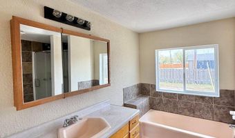 356 S Sonoma St, Battle Mountain, NV 89820