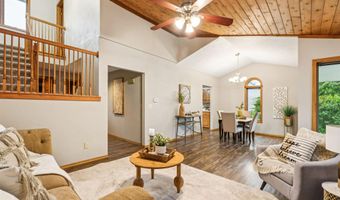2539 W SUNNYVIEW Cir, Appleton, WI 54914