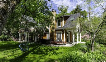 1800 Neil Creek Rd, Ashland, OR 97520