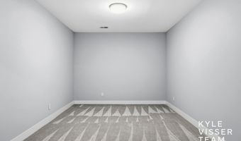 7787 S Gracemoor Ct SE, Alto, MI 49302