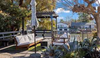 120 E Lake Dr, Antioch, CA 94509
