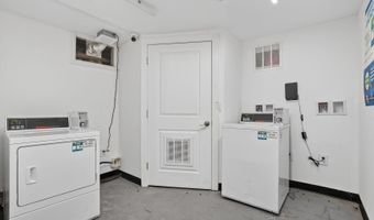 1821 T St NW, Washington, DC 20009