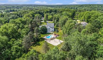 10310 E Rivershore Dr SE, Alto, MI 49302