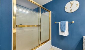125 Deer Ridge Dr, Barrington, NH 03825