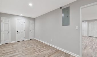 100 Little Rdg, Berkeley Lake, GA 30096