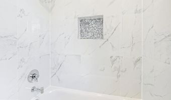 6107 DUNLEER Ct, Bethesda, MD 20817