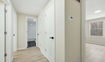 506 Forrest Brook Dr, Absecon, NJ 08205