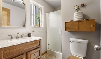 21081 Gardenia Ave, Bend, OR 97702