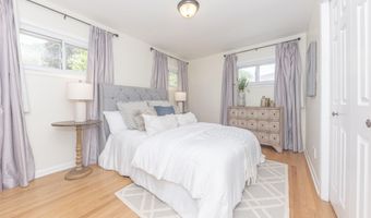 1729 Weldon Blvd, Ann Arbor, MI 48103