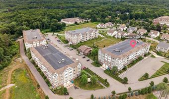 1 Francis Dr 405, Andover, MA 01810