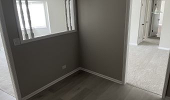 518 W Miner St 2H, Arlington Heights, IL 60005