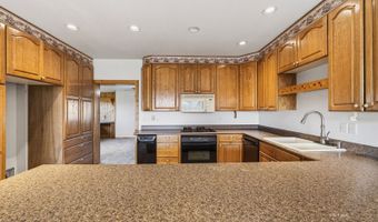 2611 N Canyon Rd, Lamoille, NV 89828