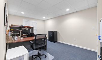 5 Overlook Ct, Bayville, NJ 08721
