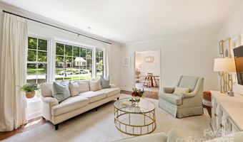 7022 Lancer Dr, Charlotte, NC 28226