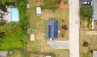109 W Shore Dr, Coventry, RI 02816