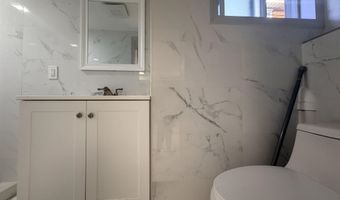 28 E 32ND St 2, Bayonne, NJ 07002