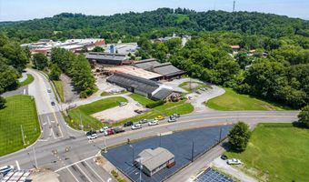 4 Green St, Athens, TN 37303