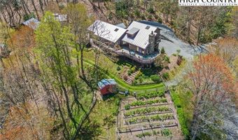 792 Pigeon Roost Rd, Banner Elk, NC 28604